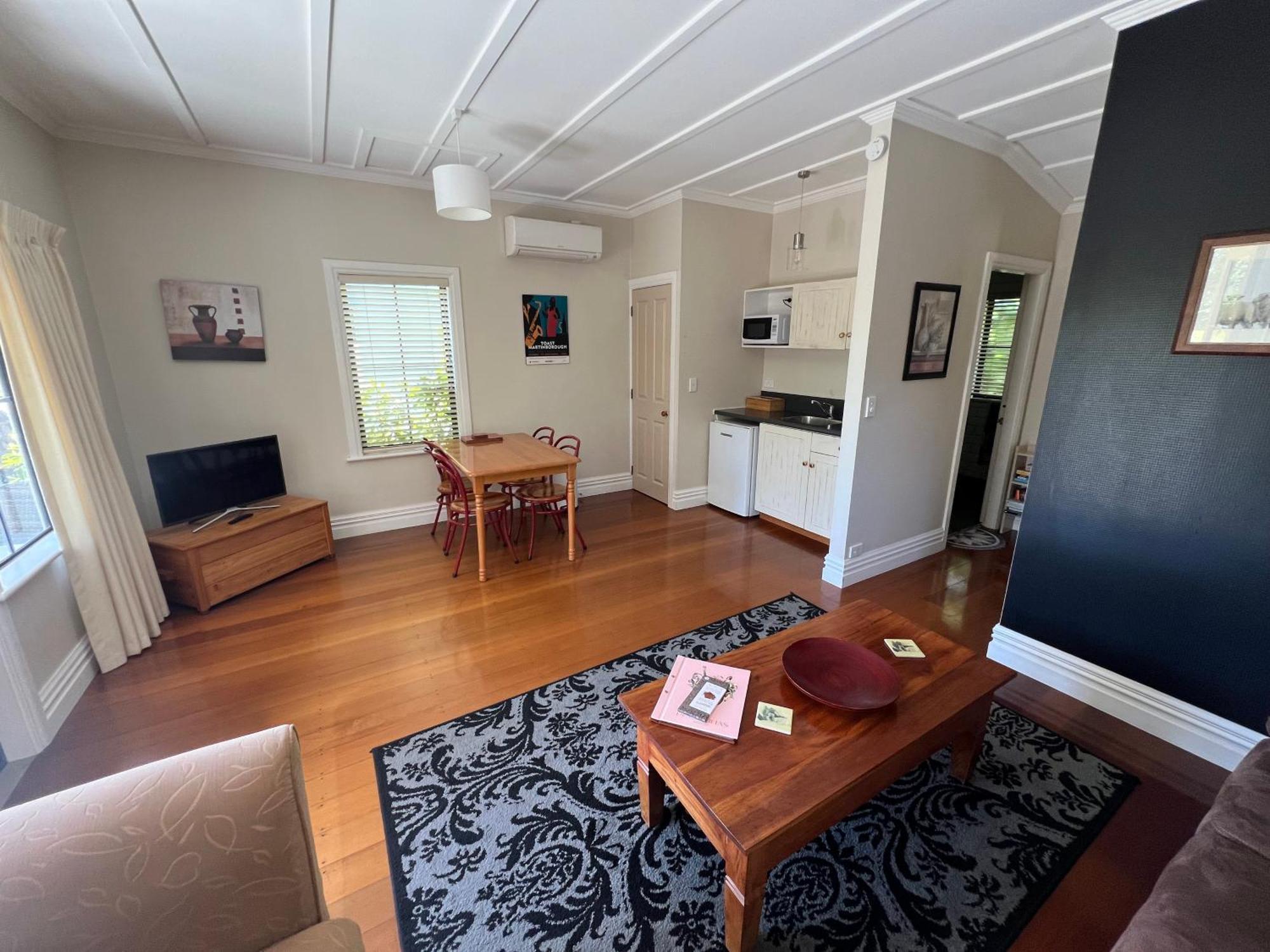 Pinot Villas Martinborough Exterior foto